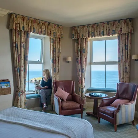 Otel Cove &