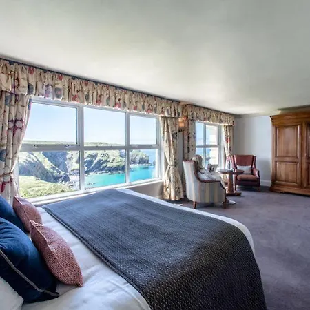 Cove & Otel 4*